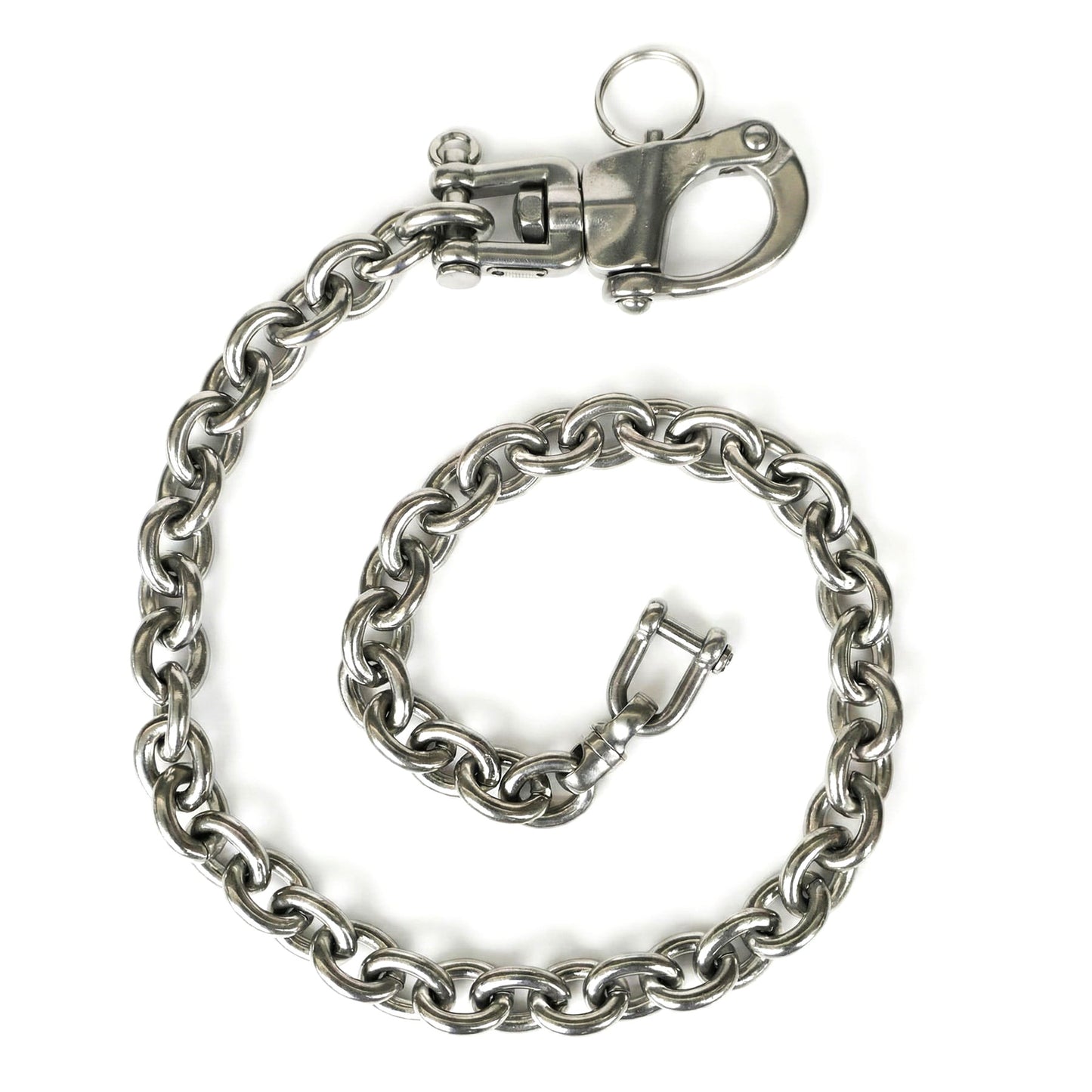 Ankerkette Wallet Chain aus Edelstahl mit massivem Karabiner auf hellem Hintergrund
