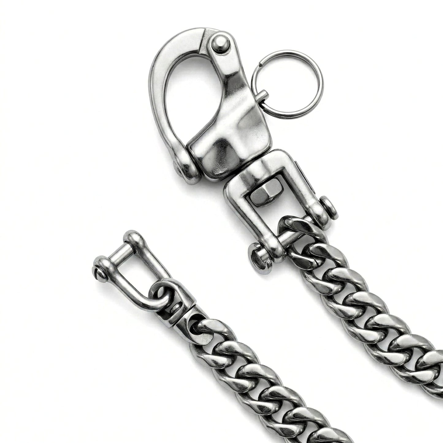 Detailansicht der gefeilten Panzerkette Wallet Chain aus Edelstahl mit massivem Karabiner