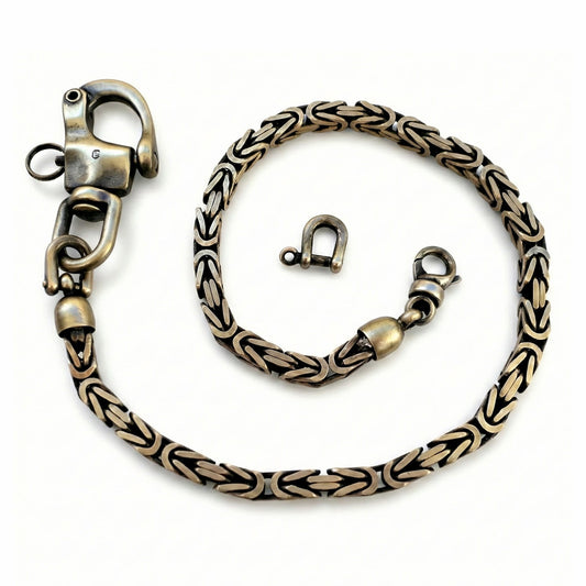 Massive Messing Wallet Chain als Königskette im Vintage-Look mit gesichertem Karabiner, 360°-Drehgelenken und Zubehör für Jeans, Schlüssel und Geldbörse.