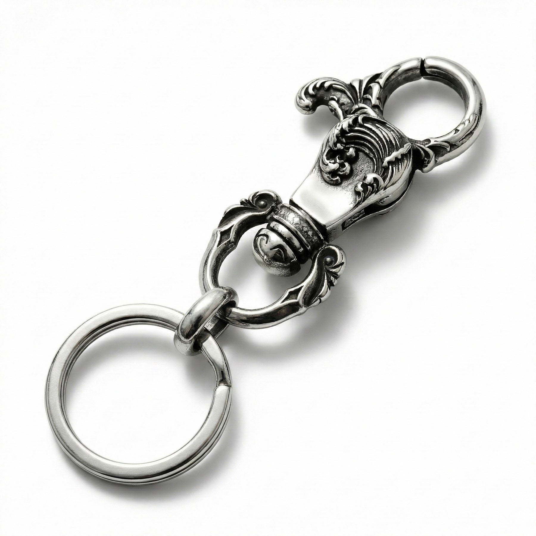 Massiver Edelstahl Schlüsselkarabiner im maritimen Design mit Schlüsselring
