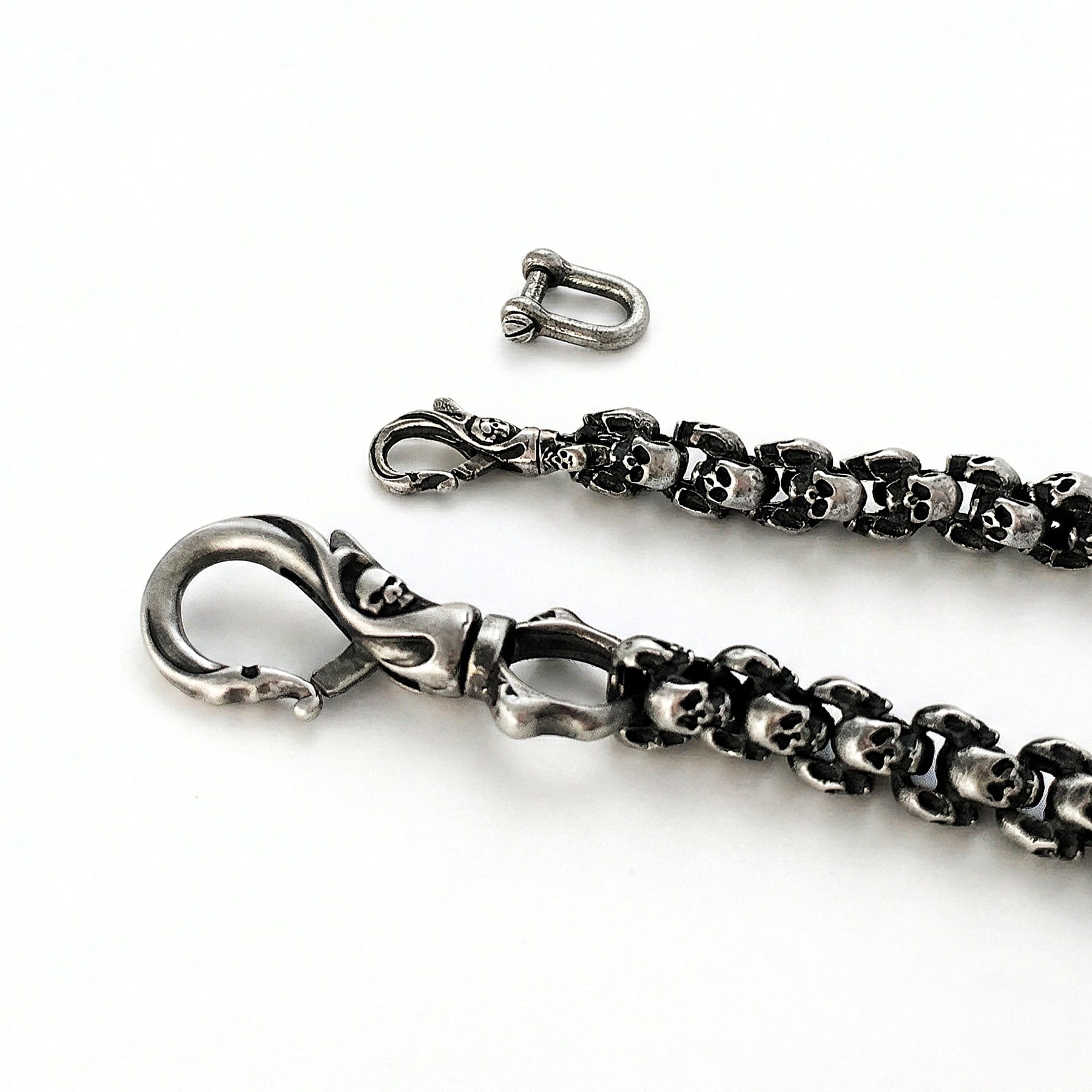 Skull Wallet Chain aus Edelstahl mit Totenkopf Kettengliedern Karabiner und D-Ring